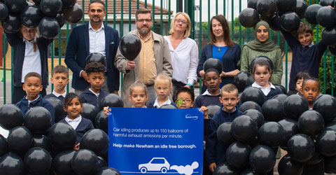 Pupils at North Beckton Primary School join the Mayor of Newham and councillors to promote smart ways of tackling air pollution.