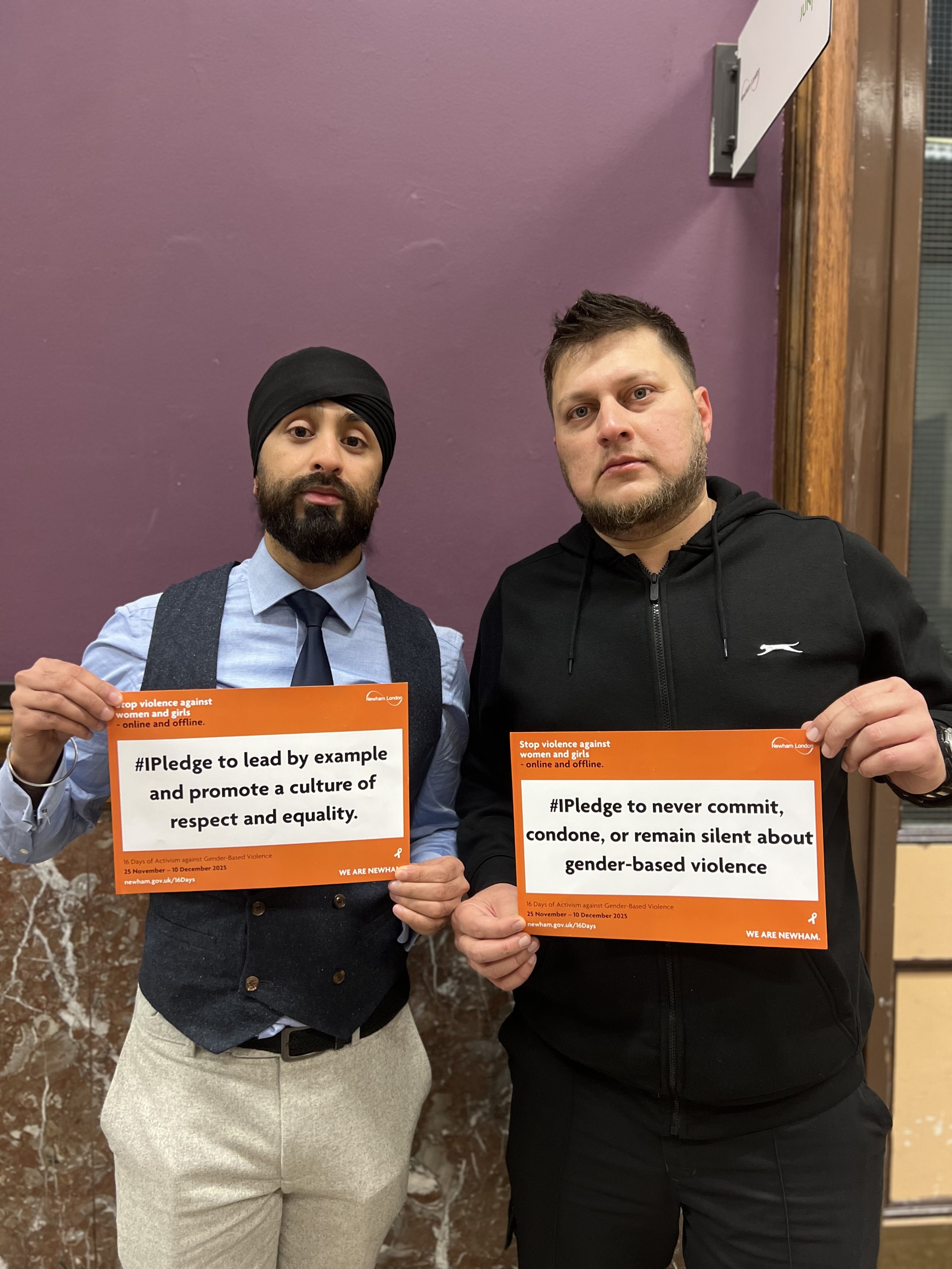 Cllr Virdee and PC Farooqi make their pledge&nbsp;