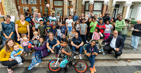 Newham residents enjoy World Car Free Day outside to play traditional street games and enjoy activities.